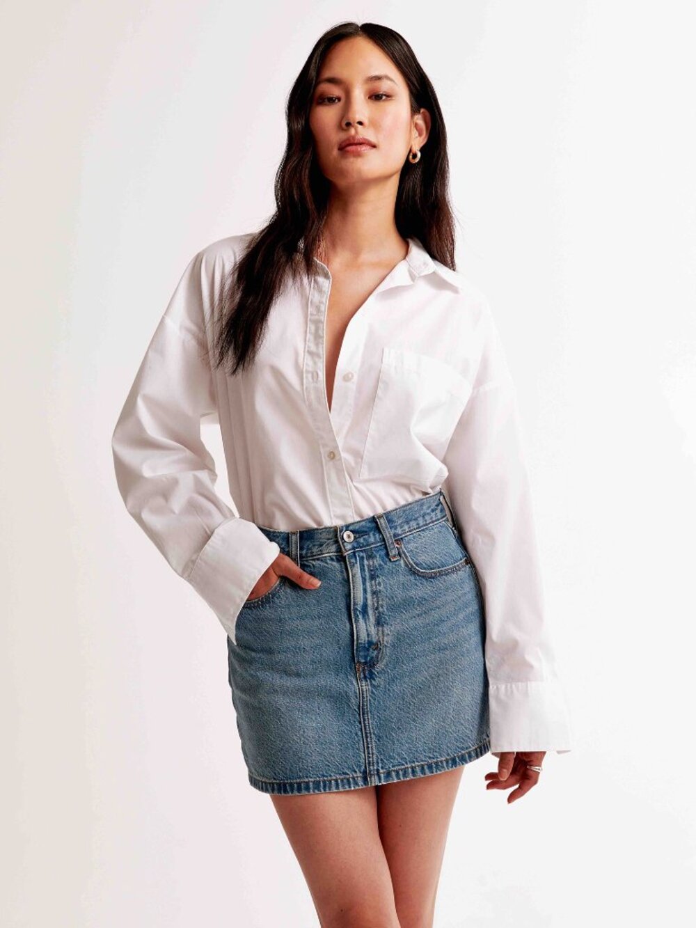 Abercrombie & Fitch Medium Wash High Rise Denim Mini Skirt Size 26